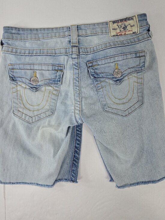 True Religion Pants - TRUE RELIGION Cutoff Jean Shorts Women’s SZ 27 Blue Denim LOW RISE 7.5in INSEAM